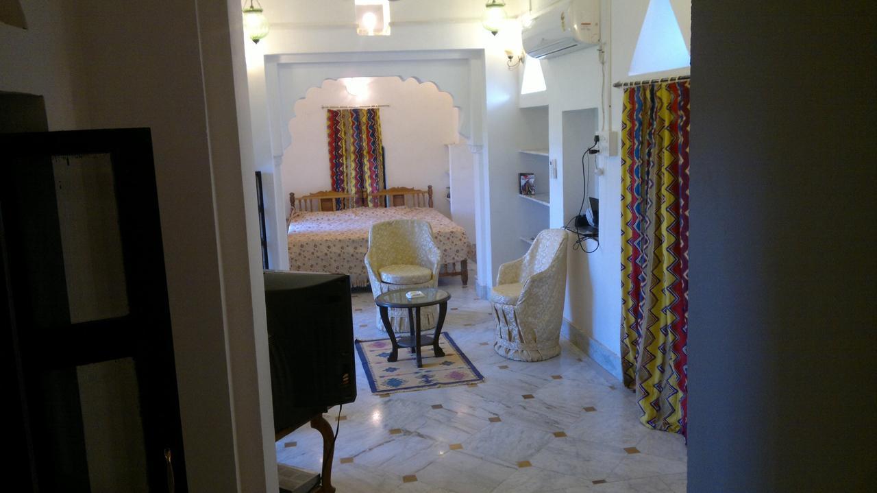 Fort Begu Hotel Begun Buitenkant foto